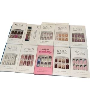 Bundle of Press-On Nails - 10 sets - Assorted colors